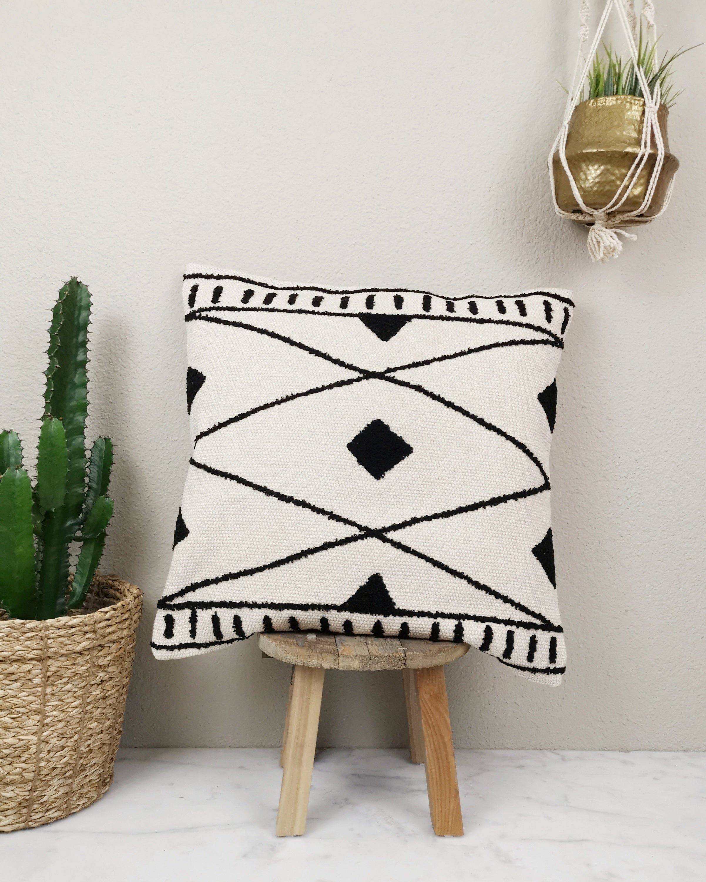 Tribal Cushion Cover, Cotton Ecru with Ethnic Motifs – MyHippyHome